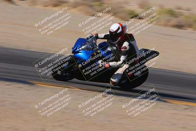 media/Dec-10-2023-SoCal Trackdays (Sun) [[0ce70f5433]]/Turn 9 Inside Set 2 (1115am)/